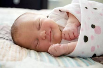 育婴师必知的正确照顾婴儿入睡方法